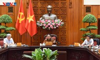 PM wants exceptional environment for international financial center in Vietnam 