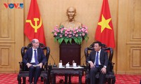 Vietnam Academy works with Google on AI training for officials 