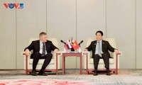 President meets Slovak Prime Minister in Beijing 