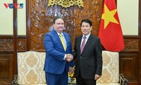 Vietnam wishes to expand all-round relations with US 