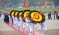 Party, State leaders pay tribute to President Ho Chi Minh on CPV founding anniversary 