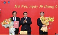 Thủ tướng Phạm Minh Chính trao quyết định bổ nhiệm 2 Thứ trưởng