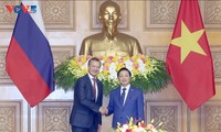 Việt Nam-LB Nga Hai bên nhất trí thúc đẩy hợp tác kinh tế, năng lượng, khoa học công nghệ