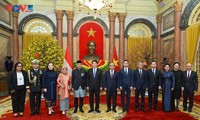 Chủ tịch nước Lương Cường tiếp các Đại sứ trình Quốc thư