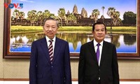 Presidente vietnamita dialoga con Hun Sen