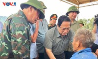 Premier vietnamita pide acelerar la reparación de los daños por inundaciones en Dien Bien