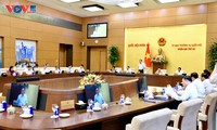 Inauguraran 48.ª Reunión del Comité Permanente de la Asamblea Nacional de Vietnam 