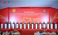 Premier vietnamita asiste al inicio de la construcción de dos proyectos importantes de Hai Phong