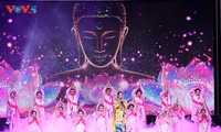 Hanoï célèbre la piété filiale et l’âme patriotique lors du festival Vu Lan