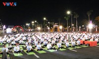 มีผู้เข้าร่วมกิจกรรม “โยคะเพื่อโลกที่สันติและมิตรภาพ” กว่า 1,000 คน