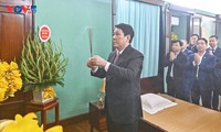 Chủ tịch nước Lương Cường dâng hương tưởng niệm Chủ tịch Hồ Chí Minh tại Nhà 67