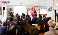 Việt Nam học hỏi kinh nghiệm Thụy Sĩ về xây dựng, quản lý, vận hành Trung tâm Tài chính quốc tế 