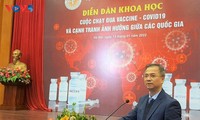 Diễn đàn khoa học “Cuộc chạy đua vaccine COVID-19 và cạnh tranh ảnh hưởng giữa các quốc gia”