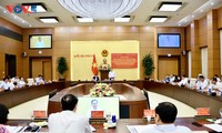 Thủ tướng Phạm Minh Chính, Chủ tịch Quốc hội Trần Thanh Mẫn đồng chủ trì Hội nghị các tổ công tác của Bộ Chính trị