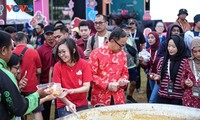 Lễ hội Tết Nguyên đán 2026 tại Indonesia: Lập kỷ lục thế giới về món ăn truyền thống được phục vụ