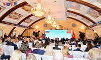 Prime Minister attends Vietnam–Russia Business Forum