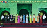 Trao giải báo chí về phát triển văn hóa và xây dựng người Hà Nội thanh lịch, văn minh 