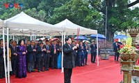 Presidente de Vietnam ofrenda inciensos con motivo del programa “Primavera de la Patria” 2026