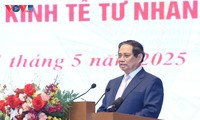 Premierminister Pham Minh Chinh führt Diskussion über Entwicklung von Privatwirtschaft