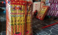 Lebhaftes Jahresendgeschäft im Räucherstäbchendorf Bao An