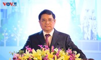 Premier de Vietnam asiste al 30 aniversario del restablecimiento de la provincia de Soc Trang