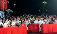«Il est Hô Chi Minh», un beau spectacle en l’honneur du 135e anniversaire du grand leader