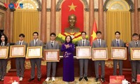 Vo Thi Anh Xuân: les élèves distingués aux Olympiades internationales doivent nourrir de grandes ambitions pour devenir des citoyens du monde
