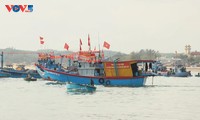 Quang Ngai ouvre la saison de pêche sous le signe de la légalité