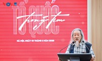 50.000 người cùng hoà nhịp hát Quốc ca tại concert “Tổ Quốc trong tim"