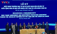 Vietnam-UE: Signature des accords de libre échange et de protection des investissements