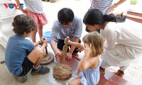 Hồi sinh nghề làm giấy dó Yên Thái