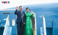 เลขาธิการใหญ่พรรคโตเลิมและภริยาเดินทางไปเยือนประเทศสาธารณรัฐเกาหลีอย่างเป็นทางการ