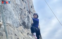 ランソン省のアドベンチャー登山で観光客を魅了