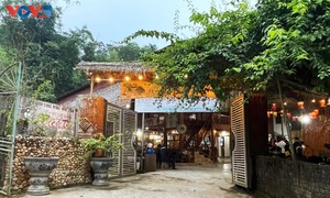 ບ້ານ ຮວາຕ໊ຽນ - ສະຖານທີ່ທ່ອງທ່ຽວຊຸມຊົນທີ່ດູດດື່ມຢູ່ເຂດທາງທິດຕາເວັນຕົກ ແຂວງ ເງະອານ.