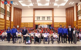 38 young people with disabilities honored in Hanoi