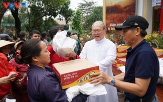 Hue city filled with Christmas cheer