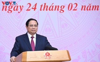 Never miss even the smallest chance to save a life, PM tells health workers