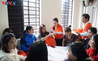 Weihnachtsstimmung in der Stadt Hue