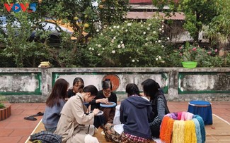 Die vietnamesische Kultur durch Handstickerei erleben