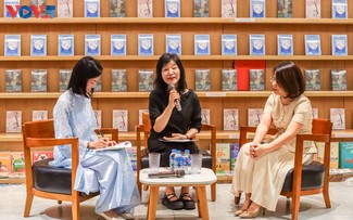 韓 작가 신경숙과의 만남, 한국 문학이 베트남 독자의 마음에 와닿을 때