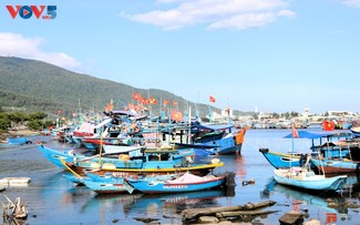 베트남, IUU 어업 근절 선언에서 책임 있는 지속가능 수산업까지