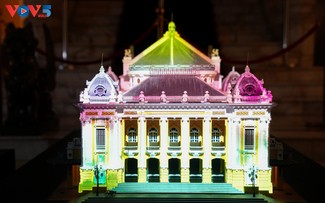 115 Jahre Hanoier Opernhaus – Geschichte mit Licht und Technologie erzählt