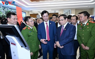 Pelaksanaan Platform Aplikasi Identitas Nasional (VneID) Menjadi Alat Digital Nasional untuk Melayani Masyarakat dan Pelaku Usaha