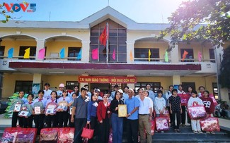 Hiệp hội Doanh nhân Việt Nam ở nước ngoài hỗ trợ bà con vùng lũ Phú Yên