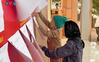 Phiếu bầu đến từng nhà, thông tin bầu cử lan tỏa từ cơ sở ở Đắk Lắk