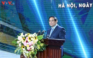 Anti-corruption press awards given to 44 individuals, teams 