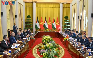 Vietnamese President and Jordanian King hold talks 