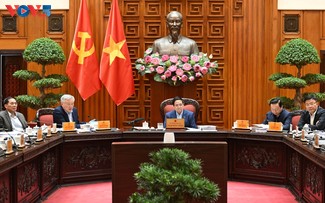 팜 민 찐 총리, 자유무역지대 시범 운영 인센티브 조성 요구