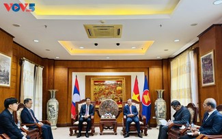 Lào chúc mừng kỷ niệm 96 năm Ngày thành lập Đảng Cộng sản Việt Nam