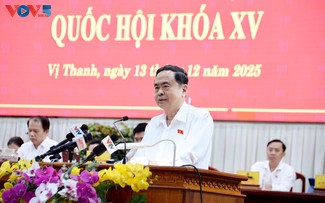 Chủ tịch Quốc hội Trần Thanh Mẫn tiếp xúc cử tri sau Kỳ họp thứ 10 Quốc hội khóa XV